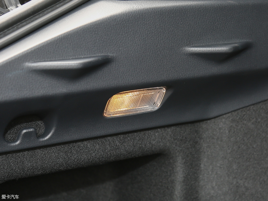 2018���S��C-HR 2.0L CVT��Ş�� ��V