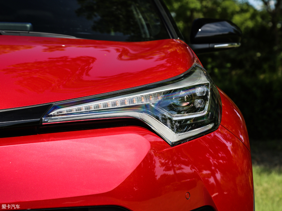 2018SC-HR 2.0L CVTA V