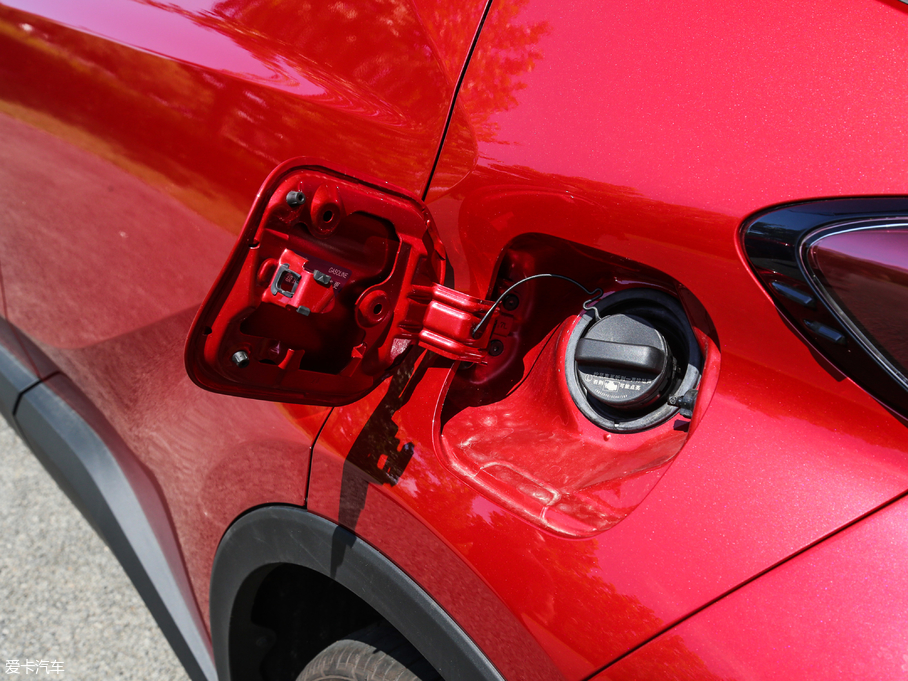 2018SC-HR 2.0L CVTA (gu)V