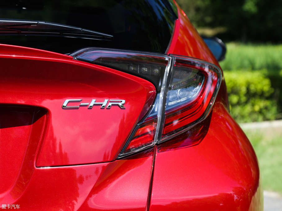 2018SC-HR 2.0L CVTA (gu)V