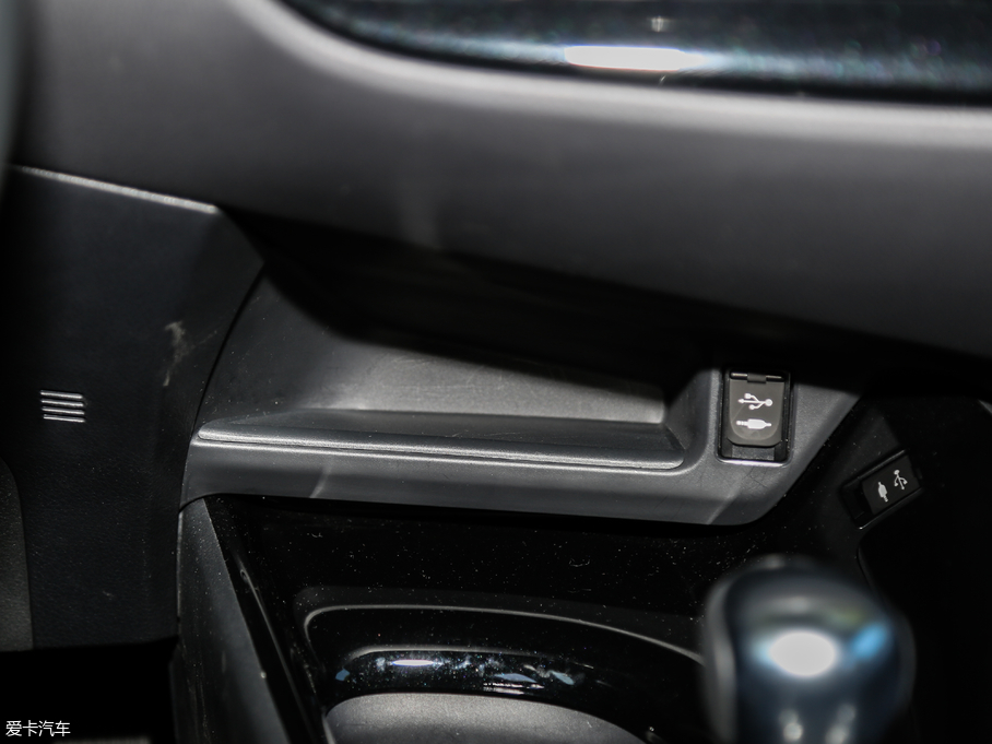 2018SC-HR 2.0L CVTA V