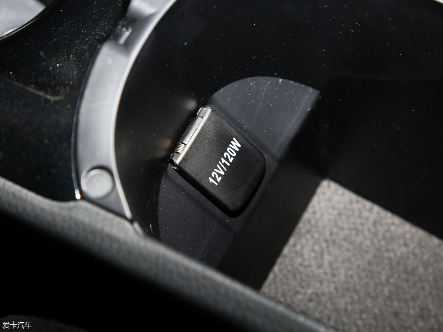 2018SC-HR 2.0L CVTA V