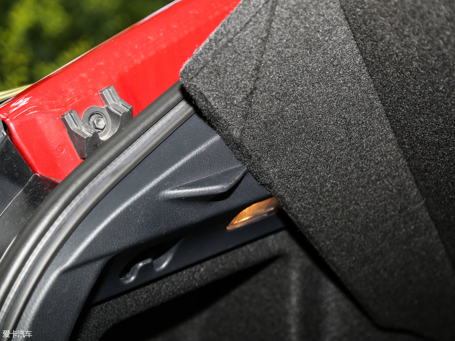 2018SC-HR 2.0L CVTA V