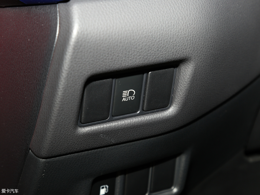 2018SC-HR 2.0L CVTA V