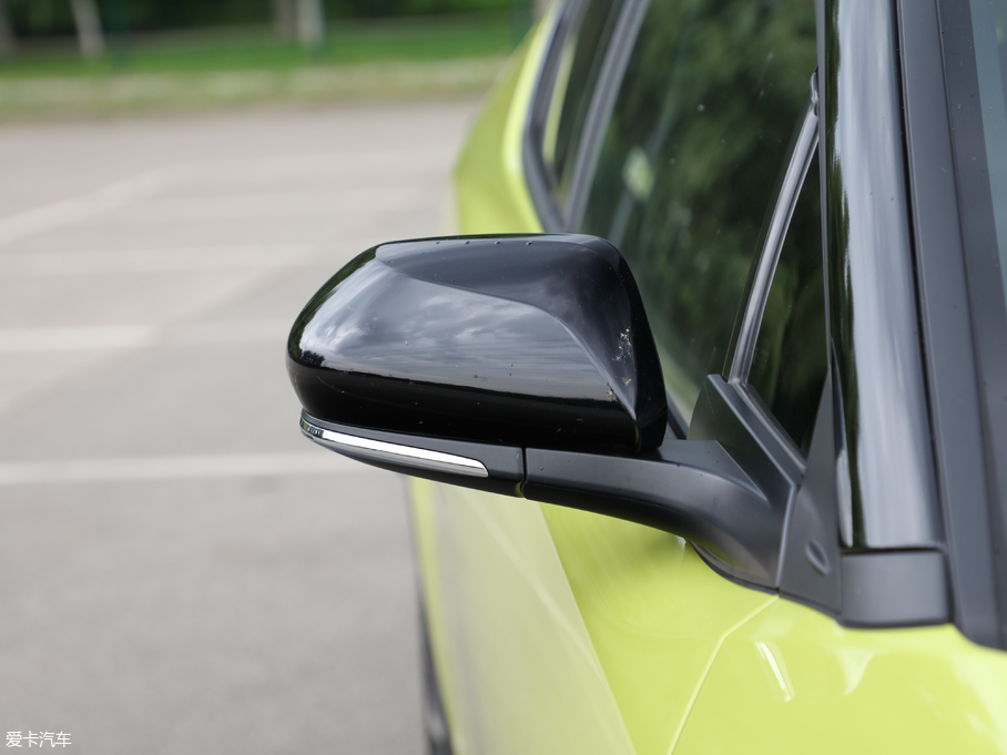 2018SC-HR 2.0L CVTŞ V