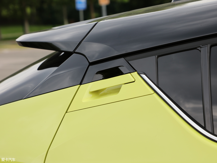 2018SC-HR 2.0L CVTŞ V