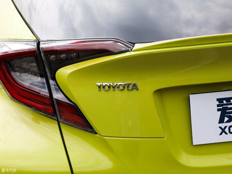 2018SC-HR 2.0L CVTŞ V