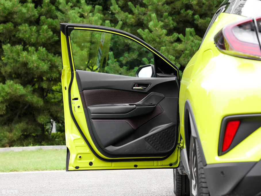 2018SC-HR 2.0L CVTŞ V