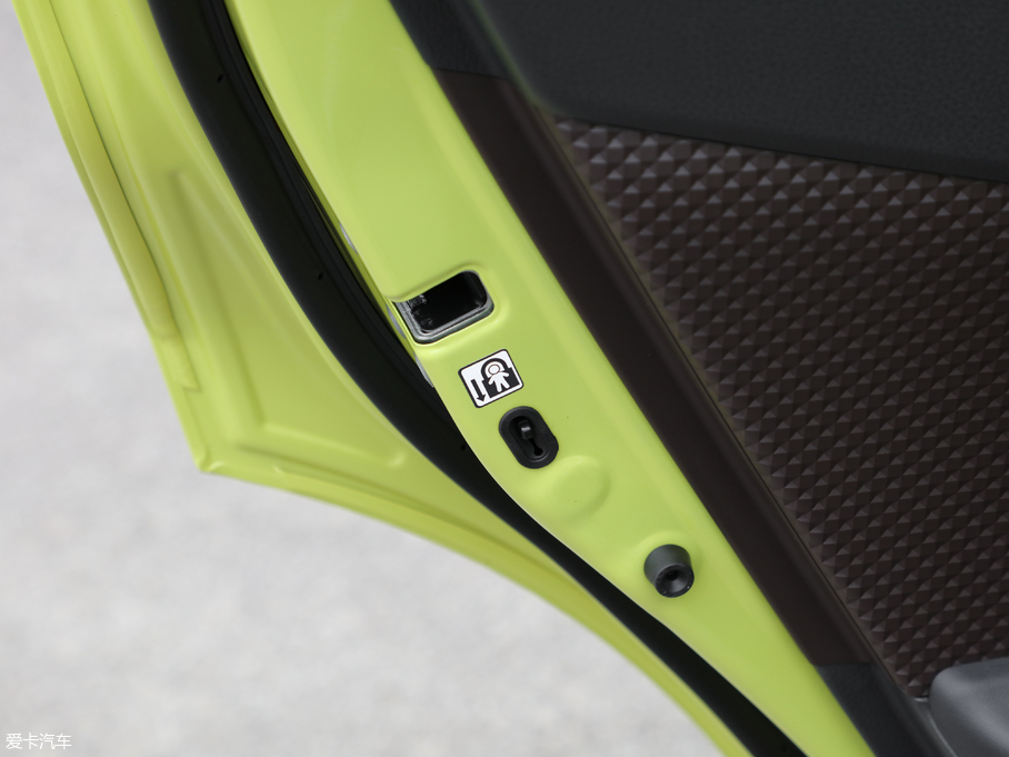 2018SC-HR 2.0L CVTŞ V