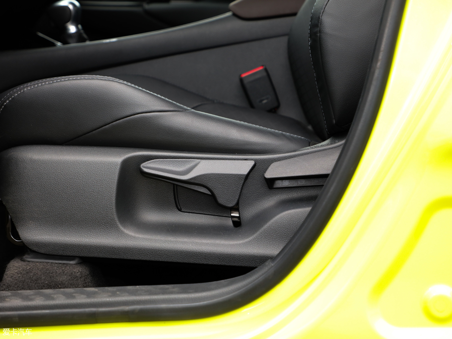 2018SC-HR 2.0L CVTŞ V