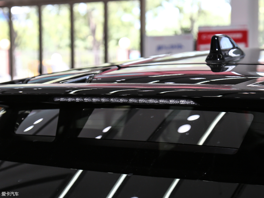 2018SC-HR 2.0L CVTIȰ V