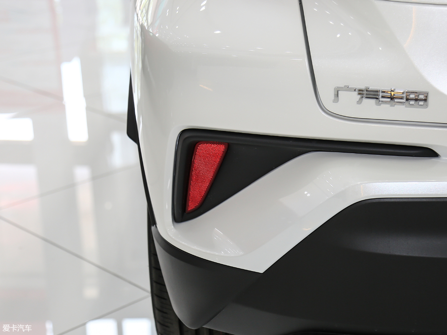 2018SC-HR 2.0L CVTIȰ V