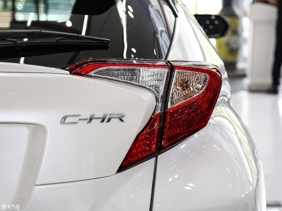 2018SC-HR 2.0L CVTIȰ V