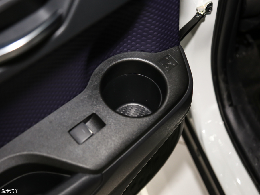 2018���S��C-HR 2.0L CVT�I�Ȱ� ��V