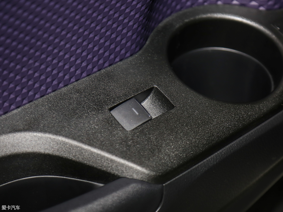 2018���S��C-HR 2.0L CVT�I�Ȱ� ��V