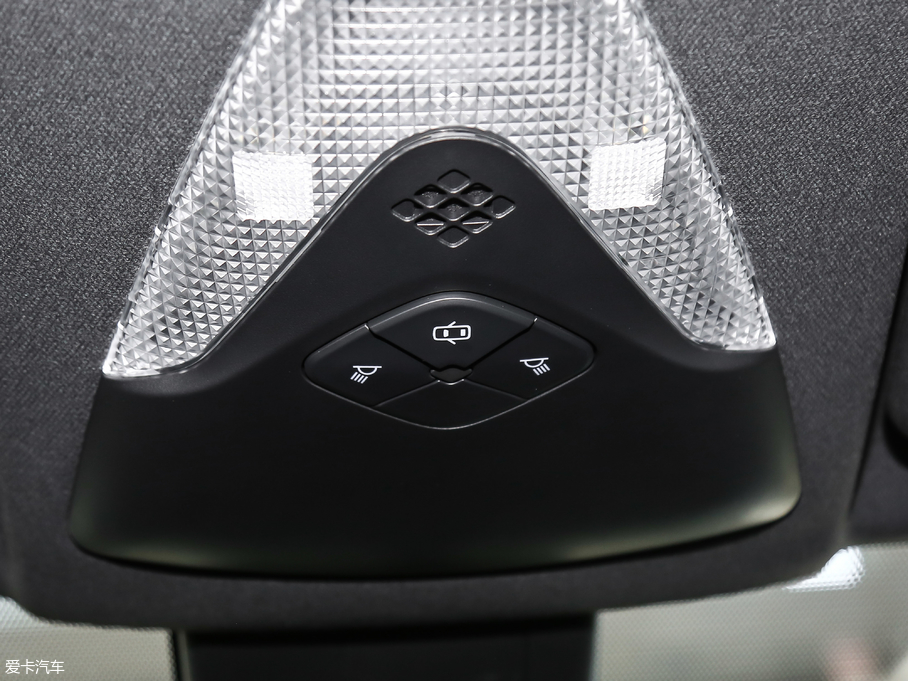 2018SC-HR 2.0L CVTIȰ V