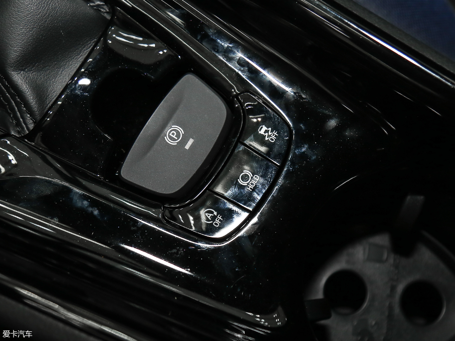 2018���S��C-HR 2.0L CVT�I�Ȱ� ��V