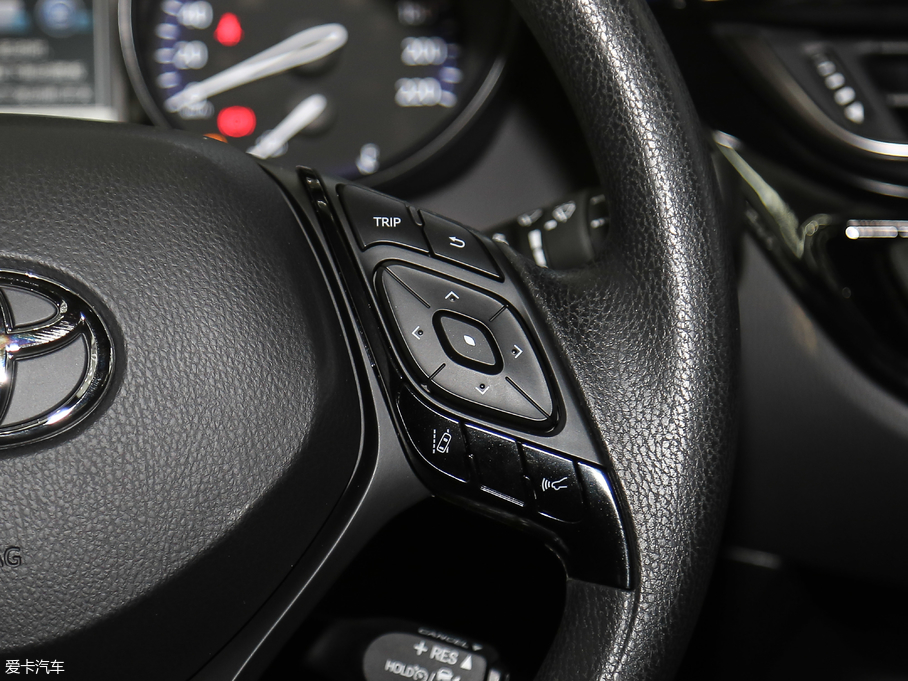 2018SC-HR 2.0L CVTIȰ V