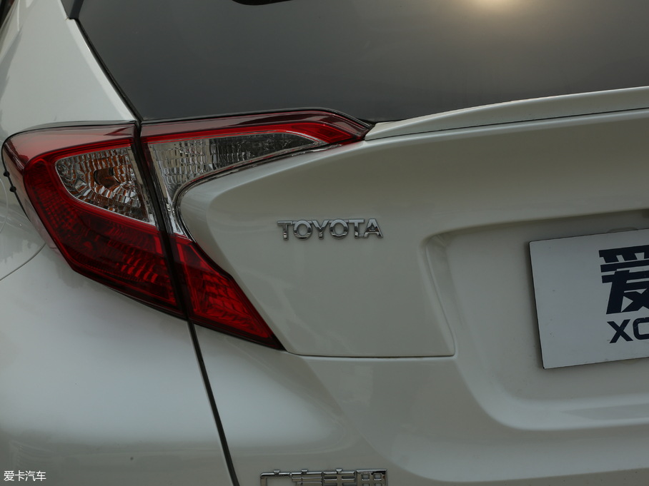 2018SC-HR 2.0L CVTI؄e V