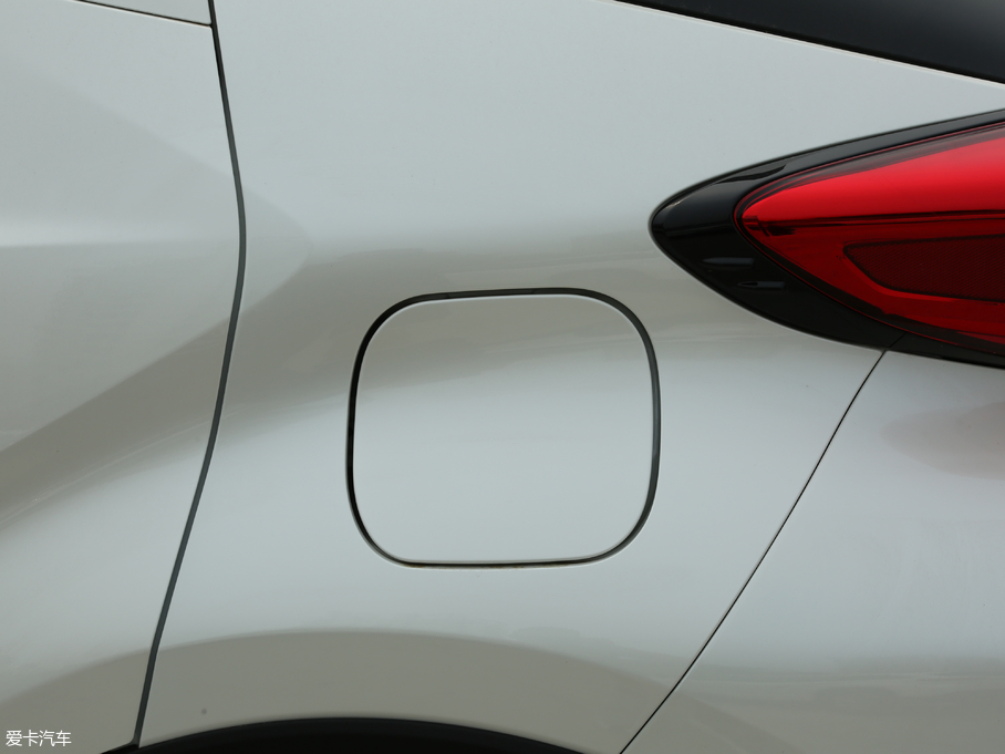 2018SC-HR 2.0L CVTI؄e V