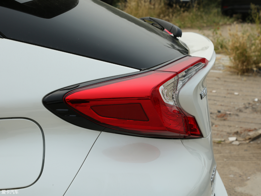 2018SC-HR 2.0L CVTI(lng)؄e (gu)V