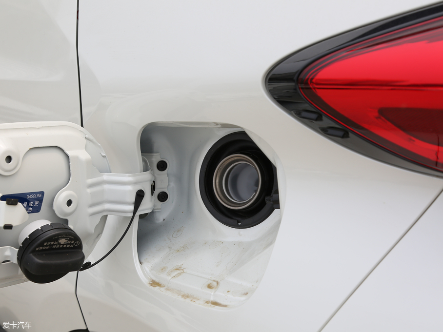 2018SC-HR 2.0L CVTI؄e V