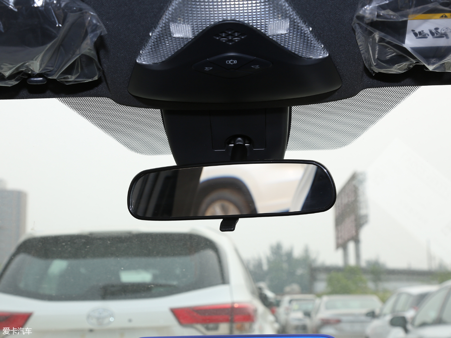 2018SC-HR 2.0L CVTI؄e V