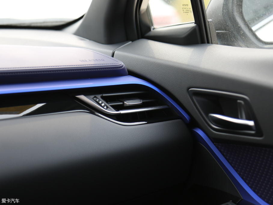 2018SC-HR 2.0L CVTI؄e V