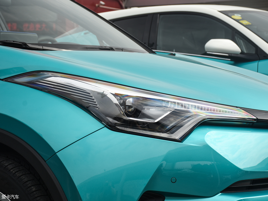 2018SC-HR 촰 2.0L CVTA V