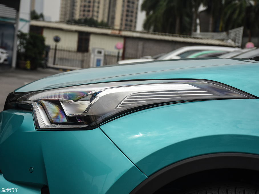 2018SC-HR 촰 2.0L CVTA V