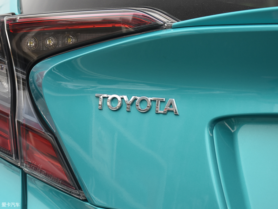 2018SC-HR 촰 2.0L CVTA V