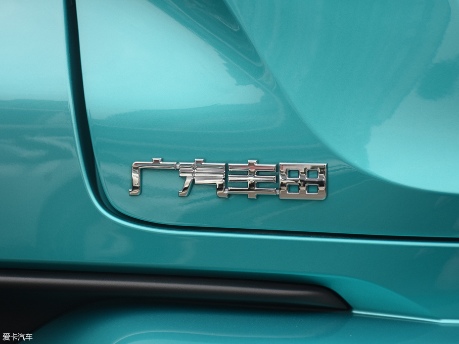 2018SC-HR 촰 2.0L CVTA V