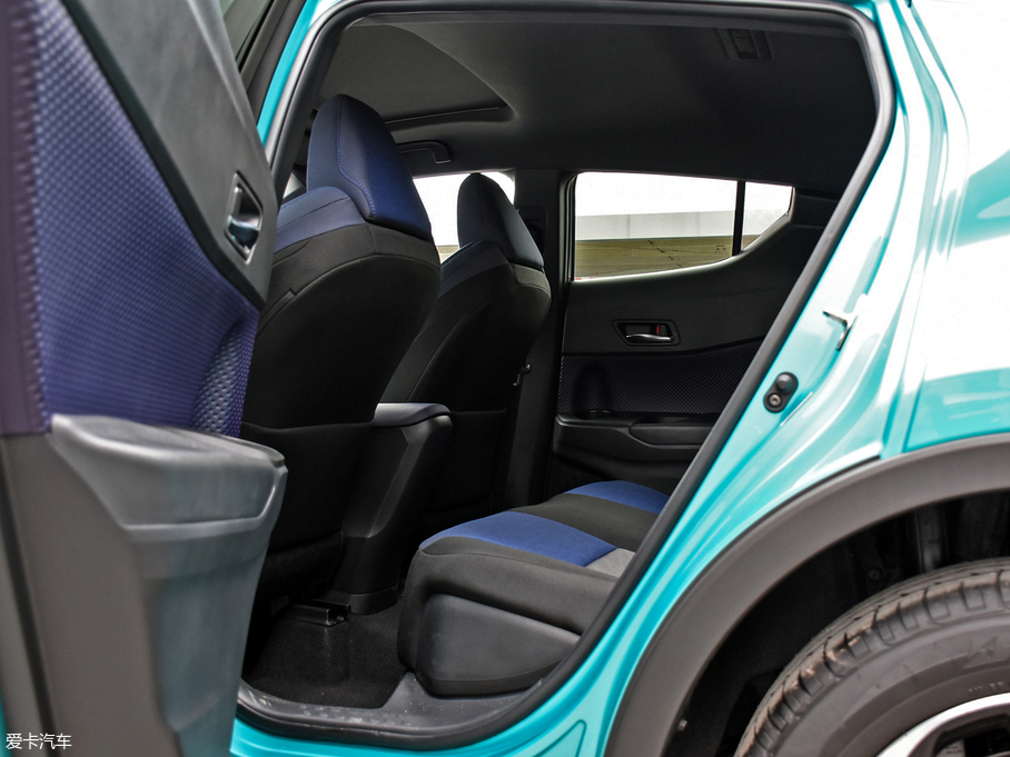 2018SC-HR 촰 2.0L CVTA V