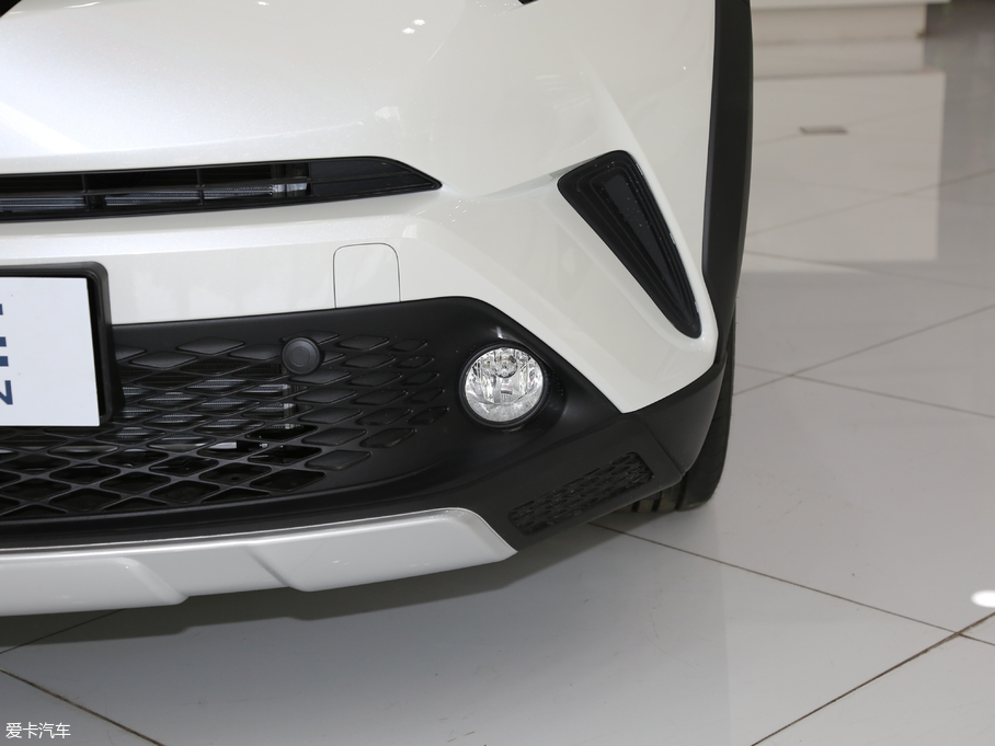 2018SC-HR 2.0L CVTIȰ V