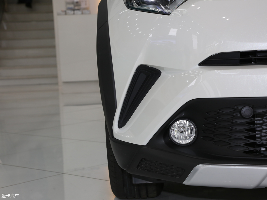 2018SC-HR 2.0L CVTIȰ V