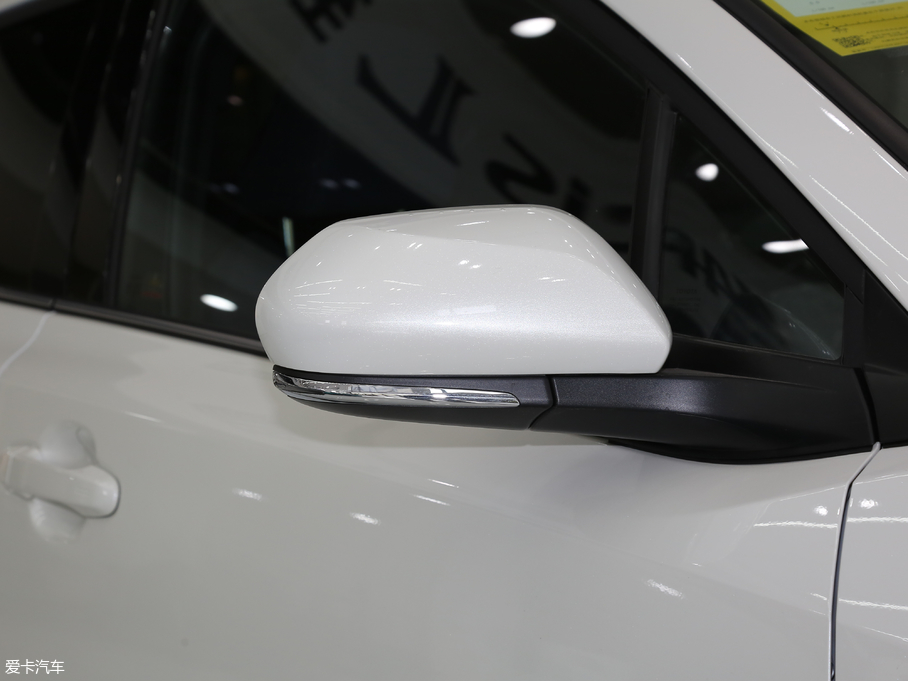 2018SC-HR 2.0L CVTI(lng)Ȱ V