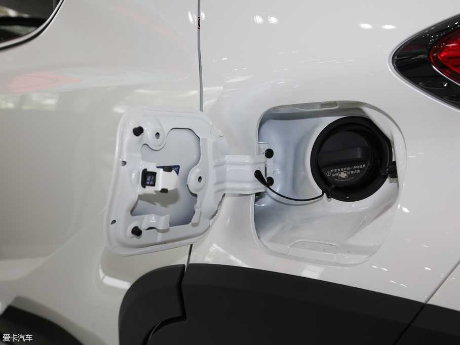 2018SC-HR 2.0L CVTIȰ V