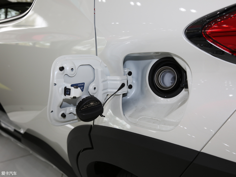 2018SC-HR 2.0L CVTIȰ V