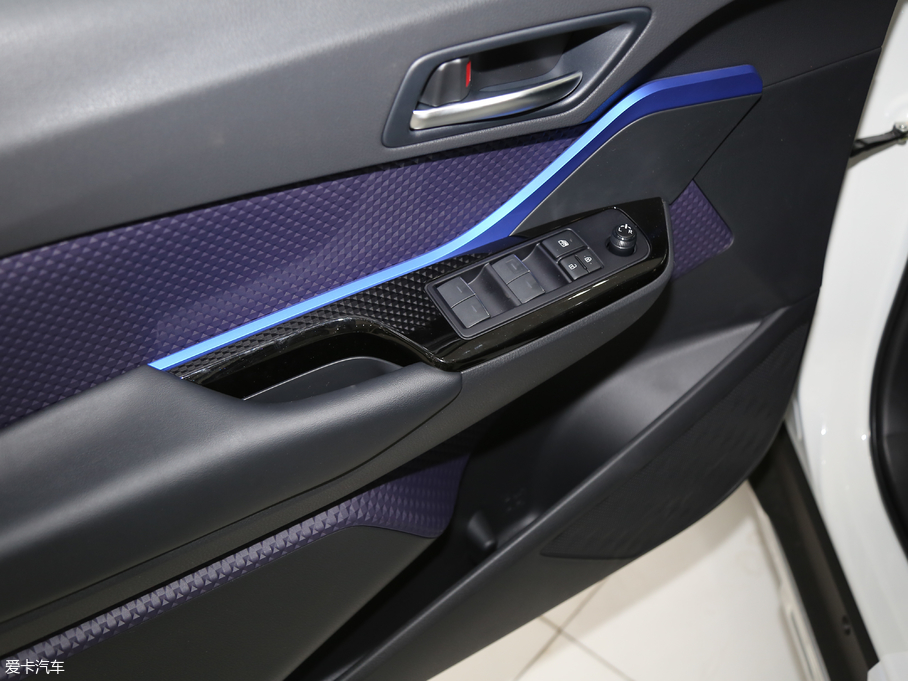 2018SC-HR 2.0L CVTI(lng)Ȱ (gu)V