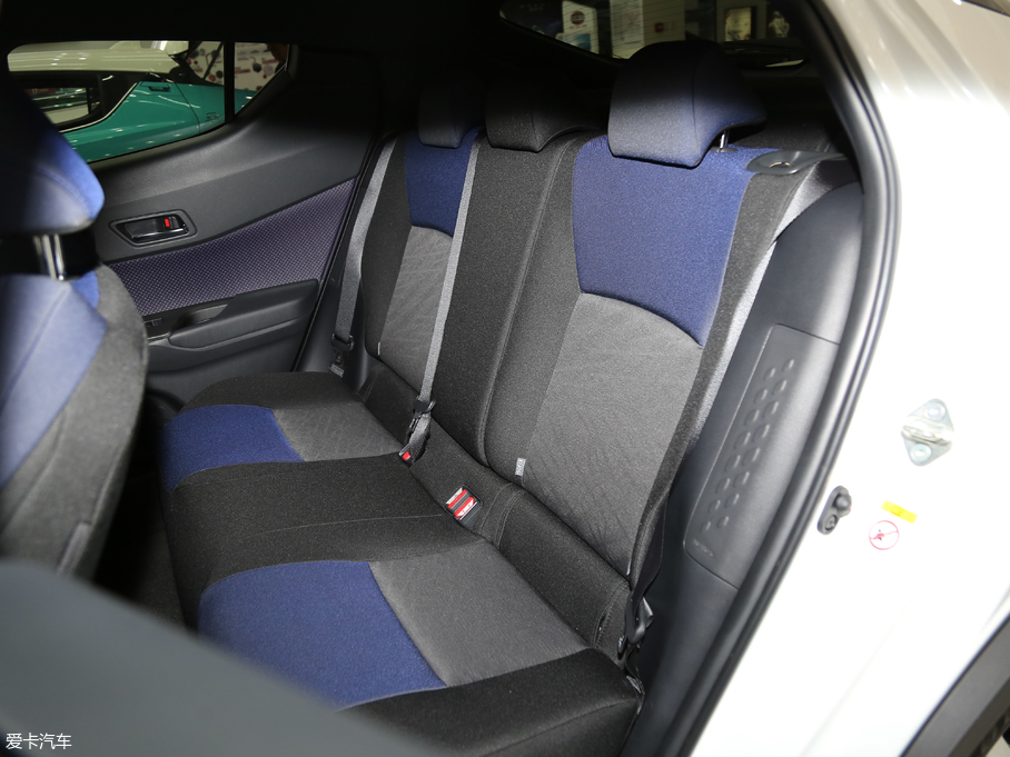 2018SC-HR 2.0L CVTIȰ V