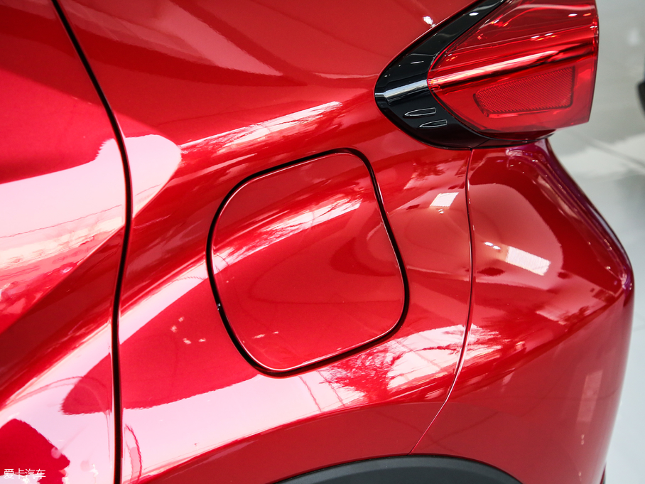 2018SC-HR 2.0L CVTI(lng)Ȱ V