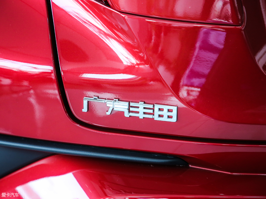 2018SC-HR 2.0L CVTIȰ V