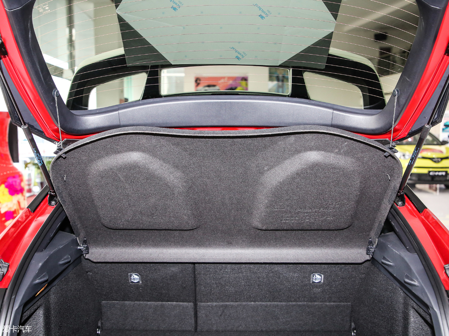 2018SC-HR 2.0L CVTIȰ V