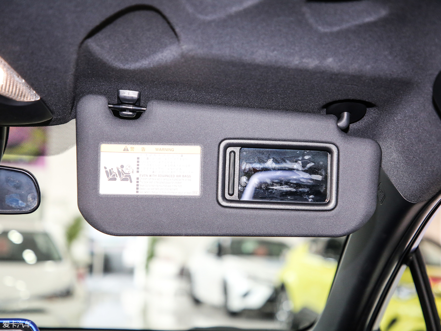 2018SC-HR 2.0L CVTIȰ V