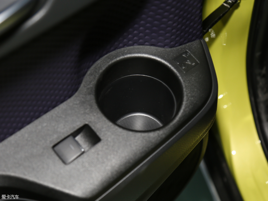 2018SC-HR 2.0L CVTԽA V