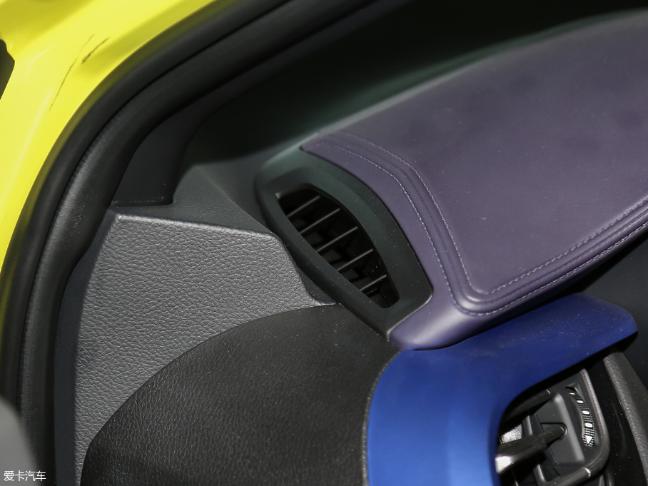 2018���S��C-HR 2.0L CVT��Խ���A�� ��V