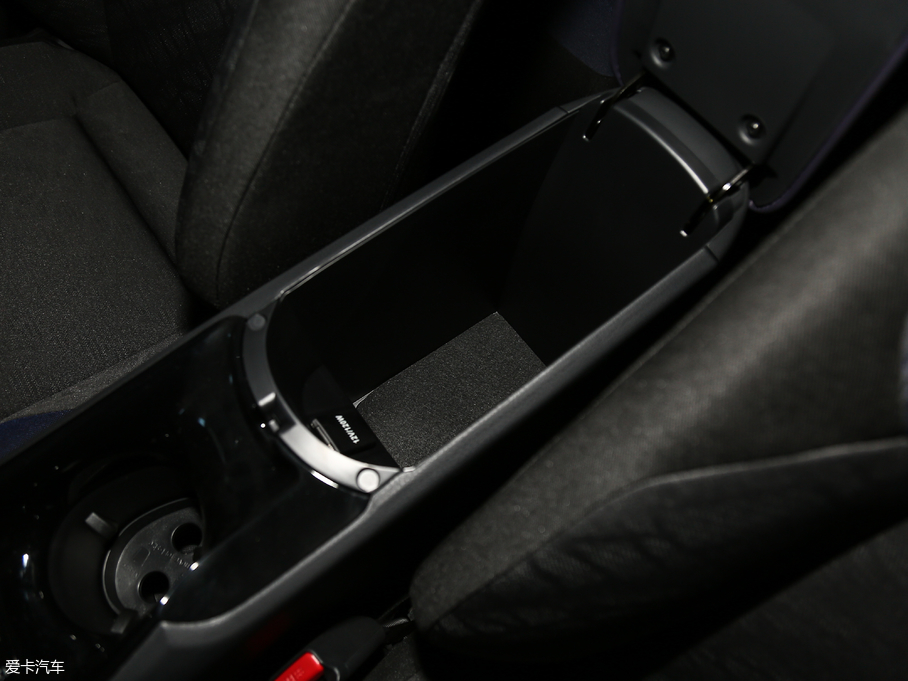 2018���S��C-HR 2.0L CVT��Խ���A�� ��V