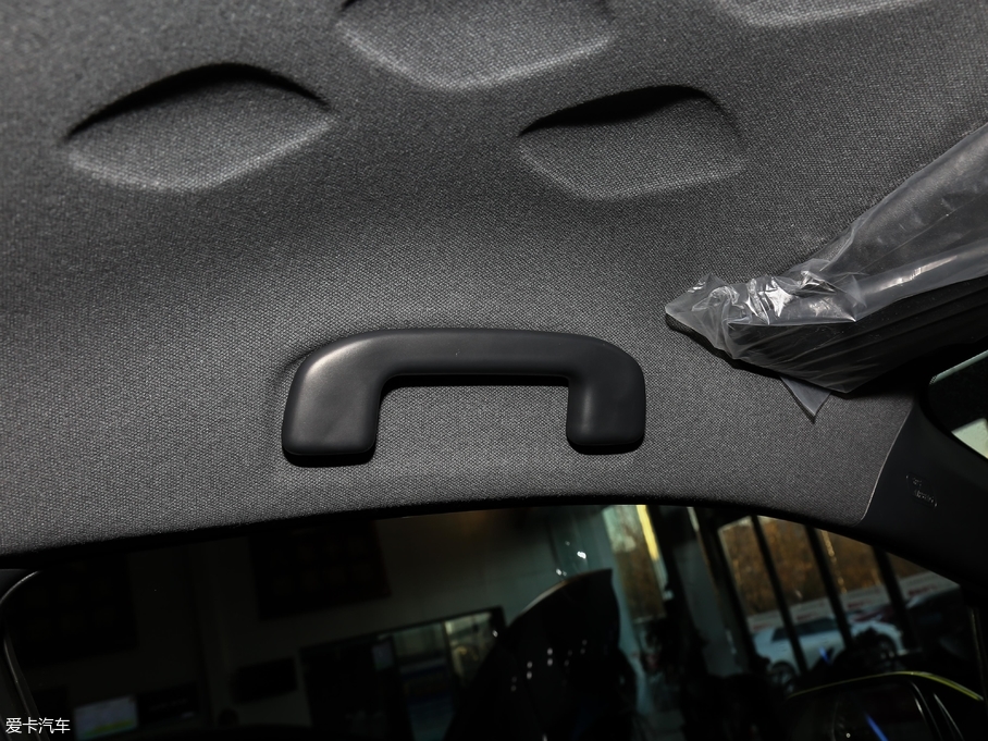 2018SC-HR 2.0L CVTԽA V