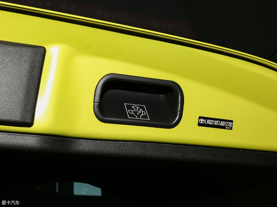 2018SC-HR 2.0L CVTԽA V