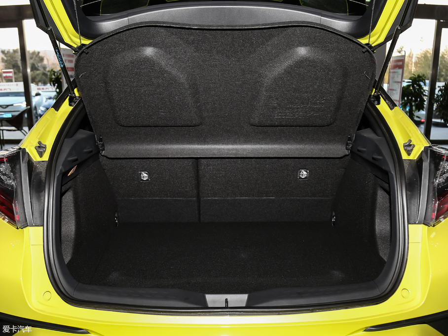 2018���S��C-HR 2.0L CVT��Խ���A�� ��V